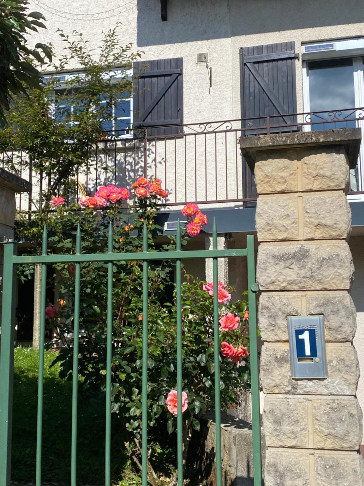 Les Chambres De La Grange Saint-Germain-de-la-Grange Extérieur photo
